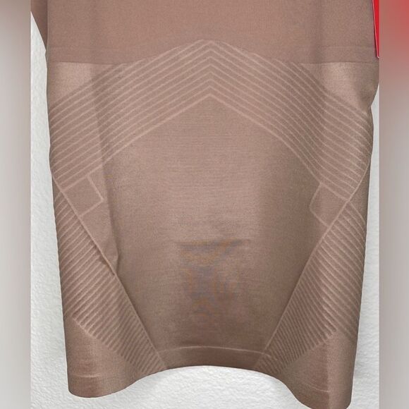 Spanx NWT Thinstincts 2.0 shapewear tank women’s XL in cafe au late - Picture 6 of 9